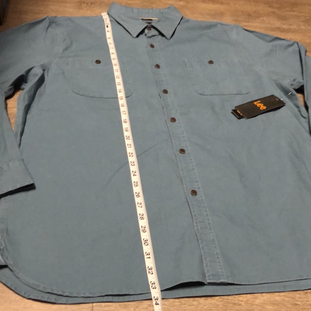 Brand ๐๐ฅ๐ฅ๐ฅLEE long sleeve shirt. - Picture 7 of 9